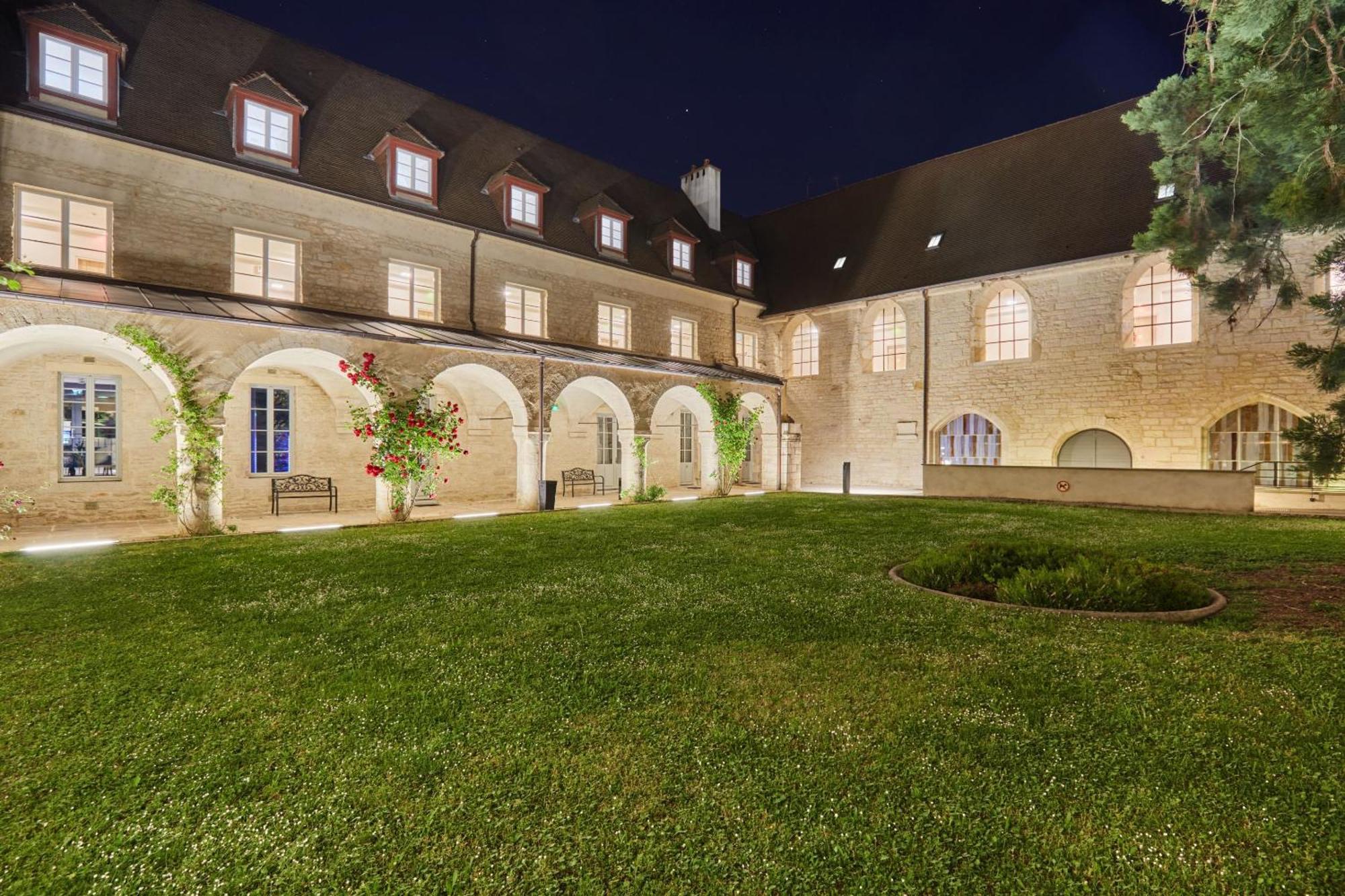 Aparthotel Odalys - Centre Les Cordeliers 4*