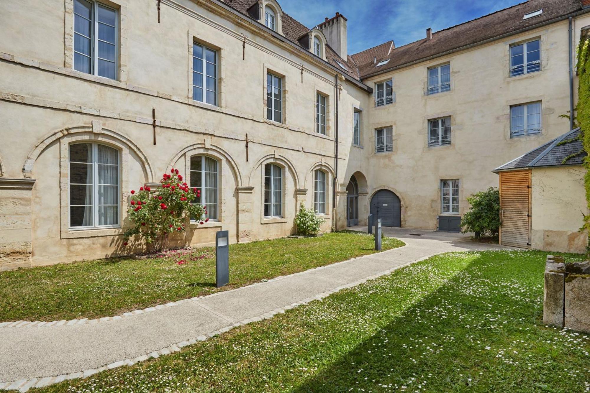 Odalys - Centre Les Cordeliers Aparthotel Dijon