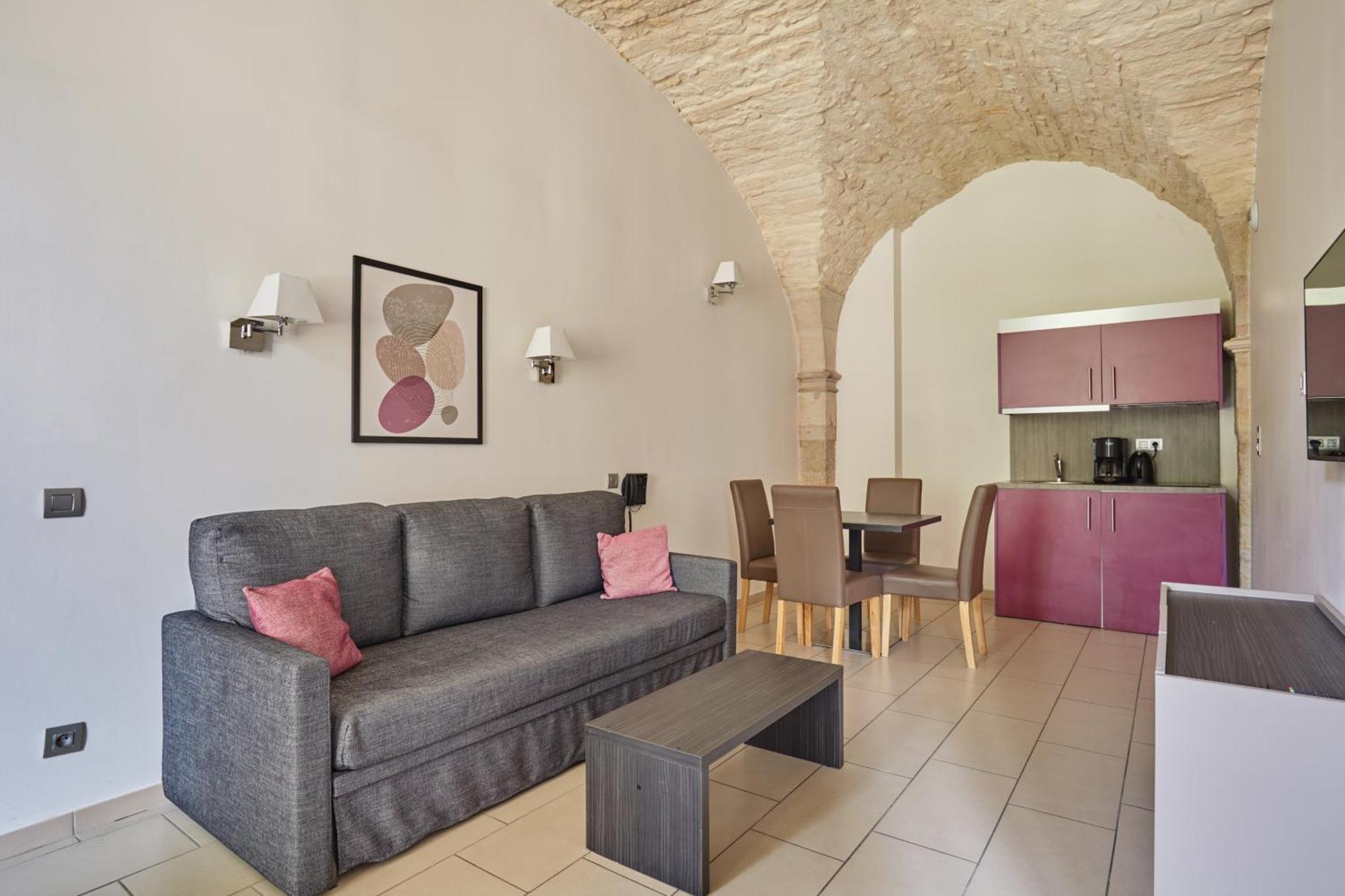 Aparthotel Odalys - Centre Les Cordeliers 4*